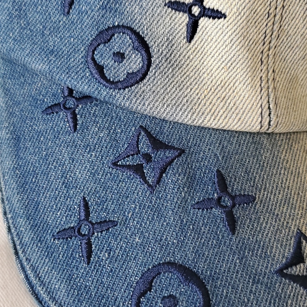 Louis Vuitton Light Blue Denim Cap with Navy Monogram - Picture 5 of 9